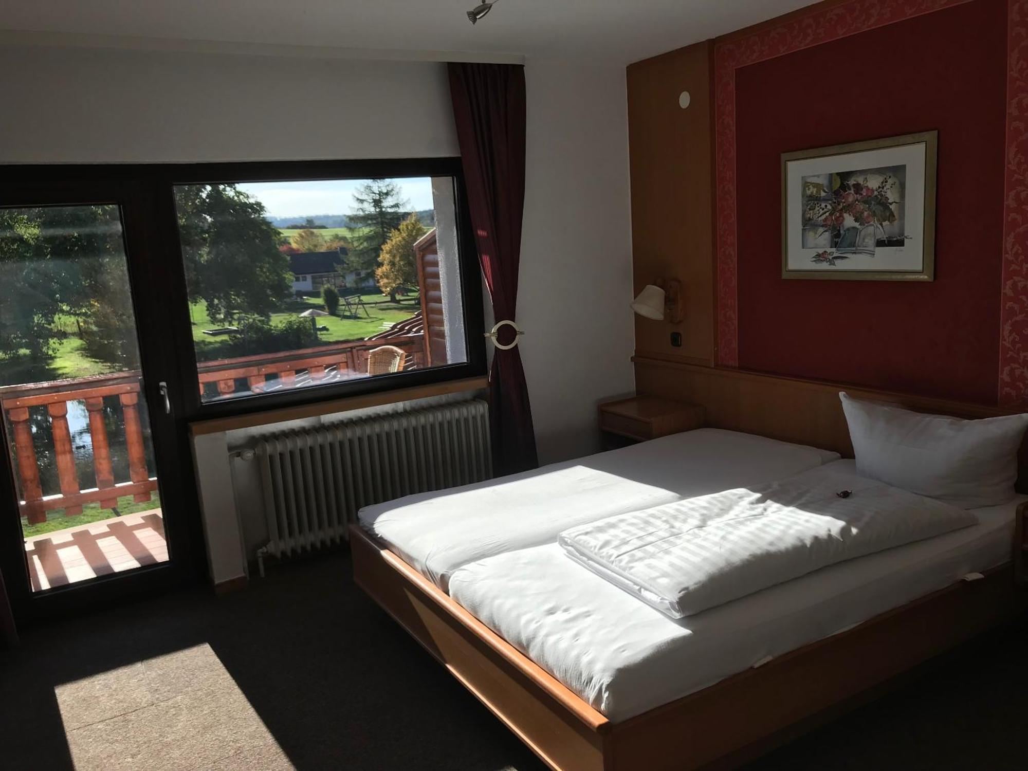 Hotel Wettlaufer Гомберг Екстер'єр фото