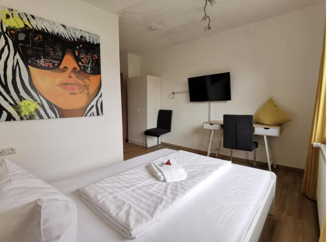Hotel Wettlaufer Гомберг Номер фото