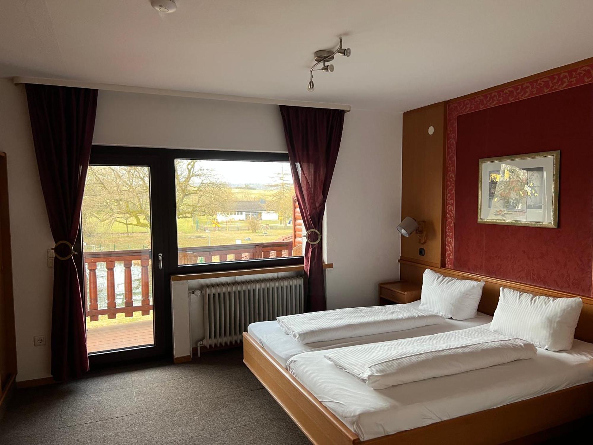 Hotel Wettlaufer Гомберг Екстер'єр фото
